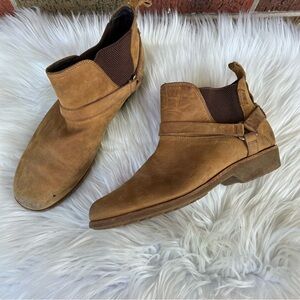 Teva Tan Brown Leather Round Toe Ankle Booties
